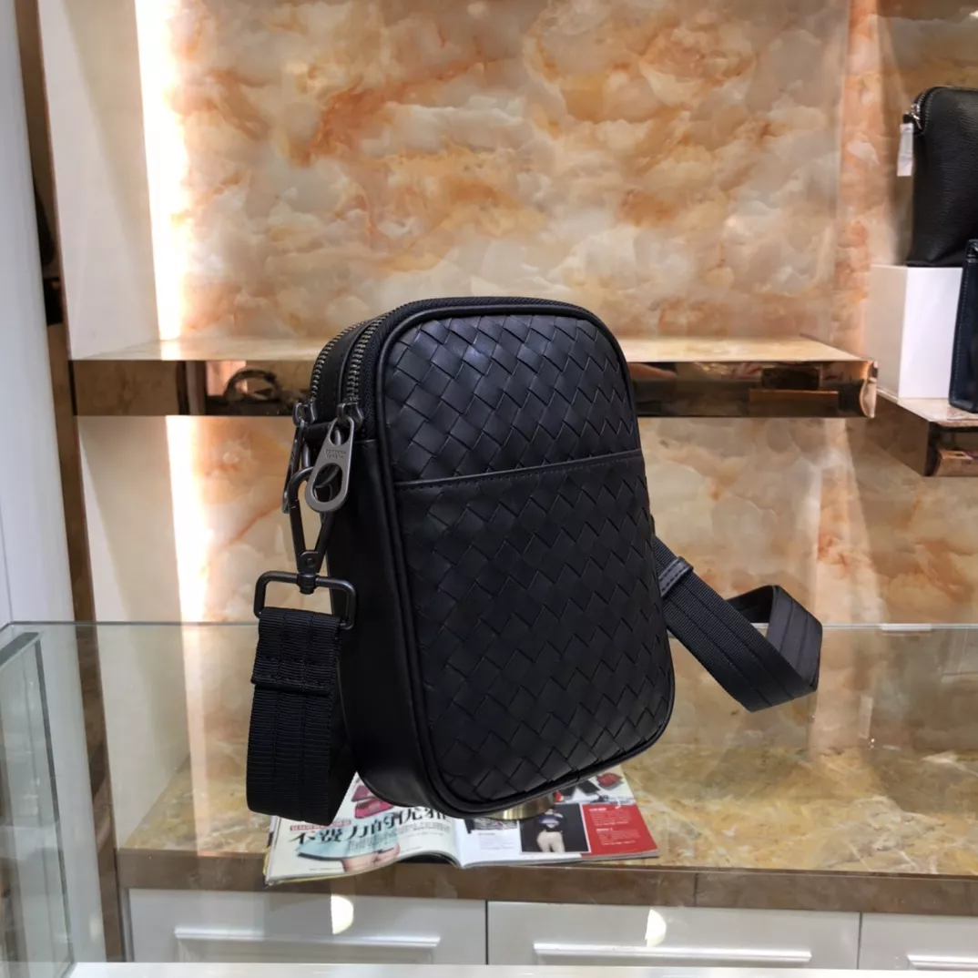 Compact 9961 Bottega Veneta AAA Man Messenger Bags