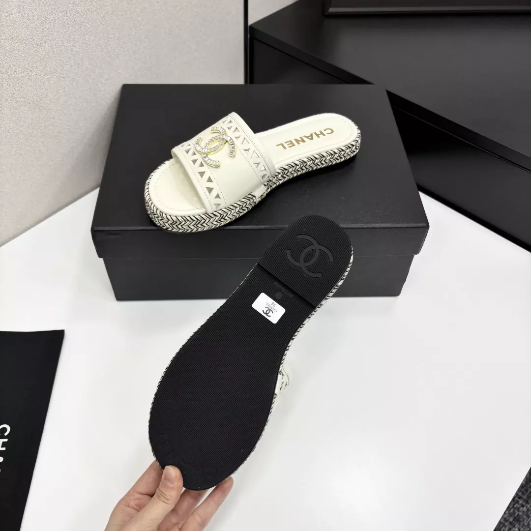 Compact 9993 Chanel Slippers For Women