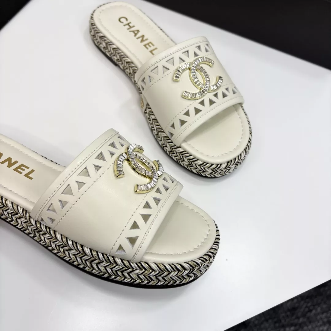 Compact 9993 Chanel Slippers For Women