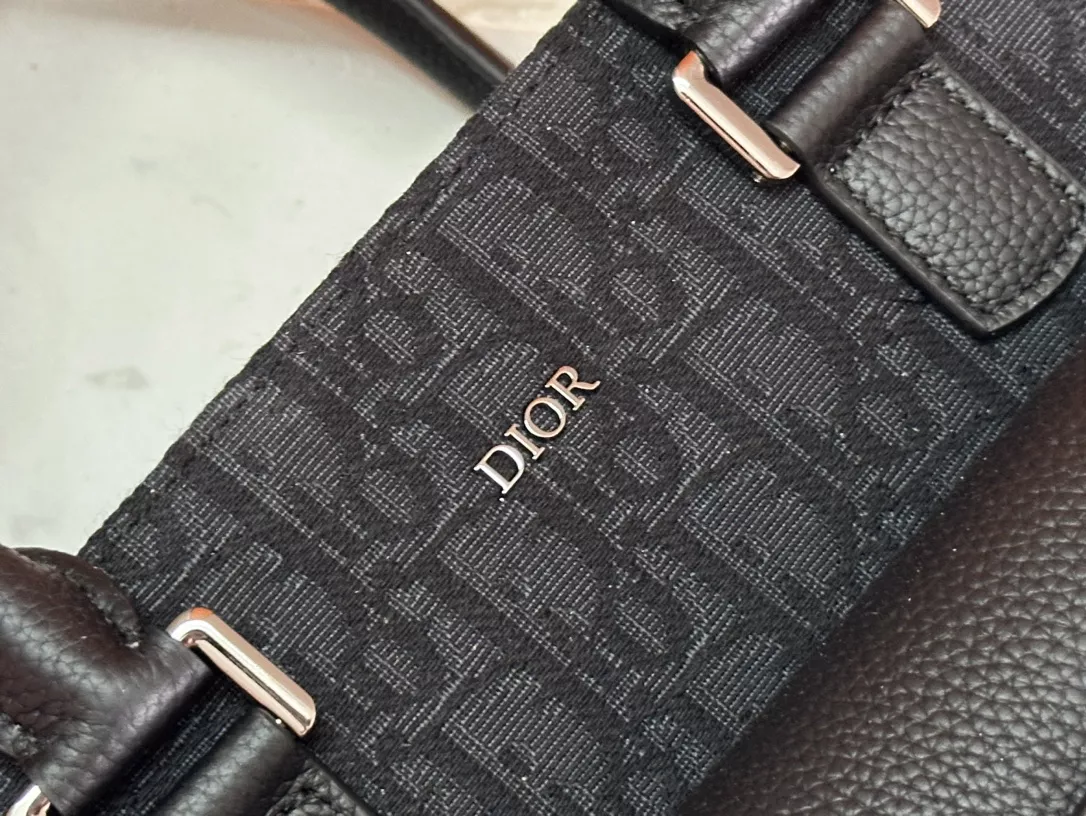 Cozy 1633 Christian Dior AAA Man Handbags