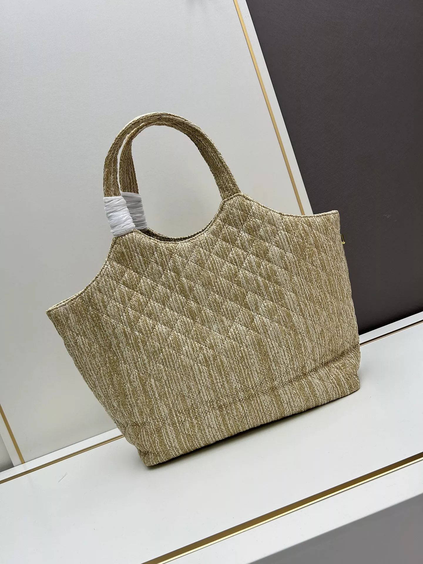 Cozy 1762 Yves Saint Laurent AAA Quality Handbags For Women
