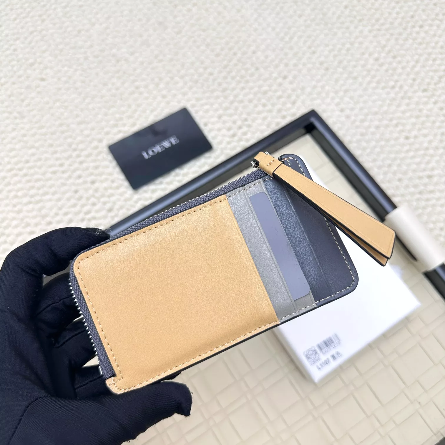 Cozy 1823 LOEWE Card Case
