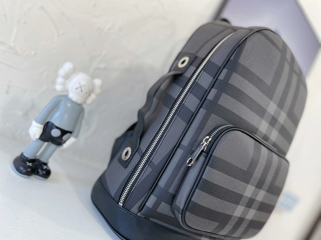 Cozy 1864 Burberry AAA Man Backpacks