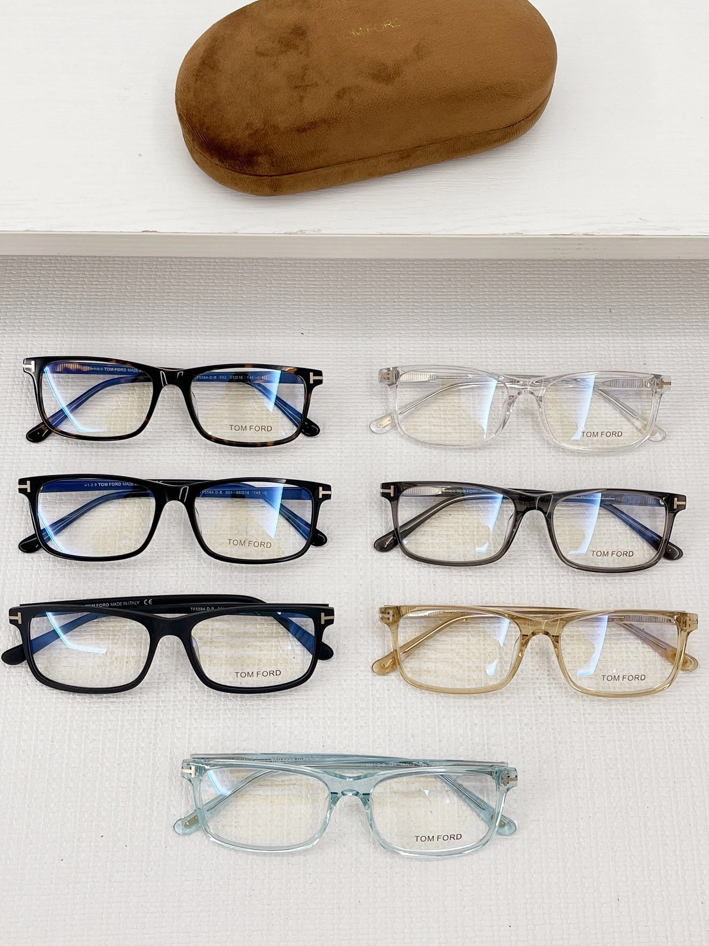 Cozy 1925 Tom Ford Goggles