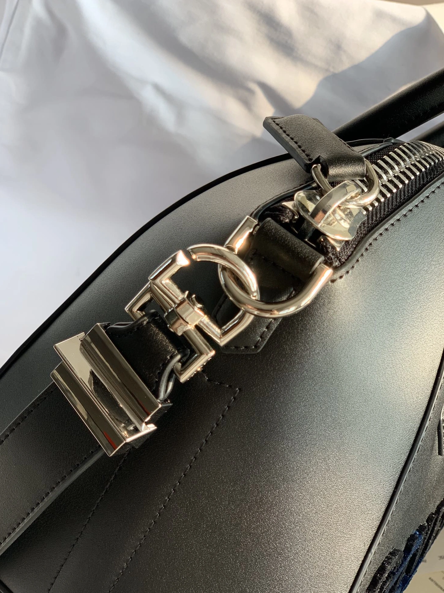 Cozy 2008 Givenchy AAA Quality Handbags For Women