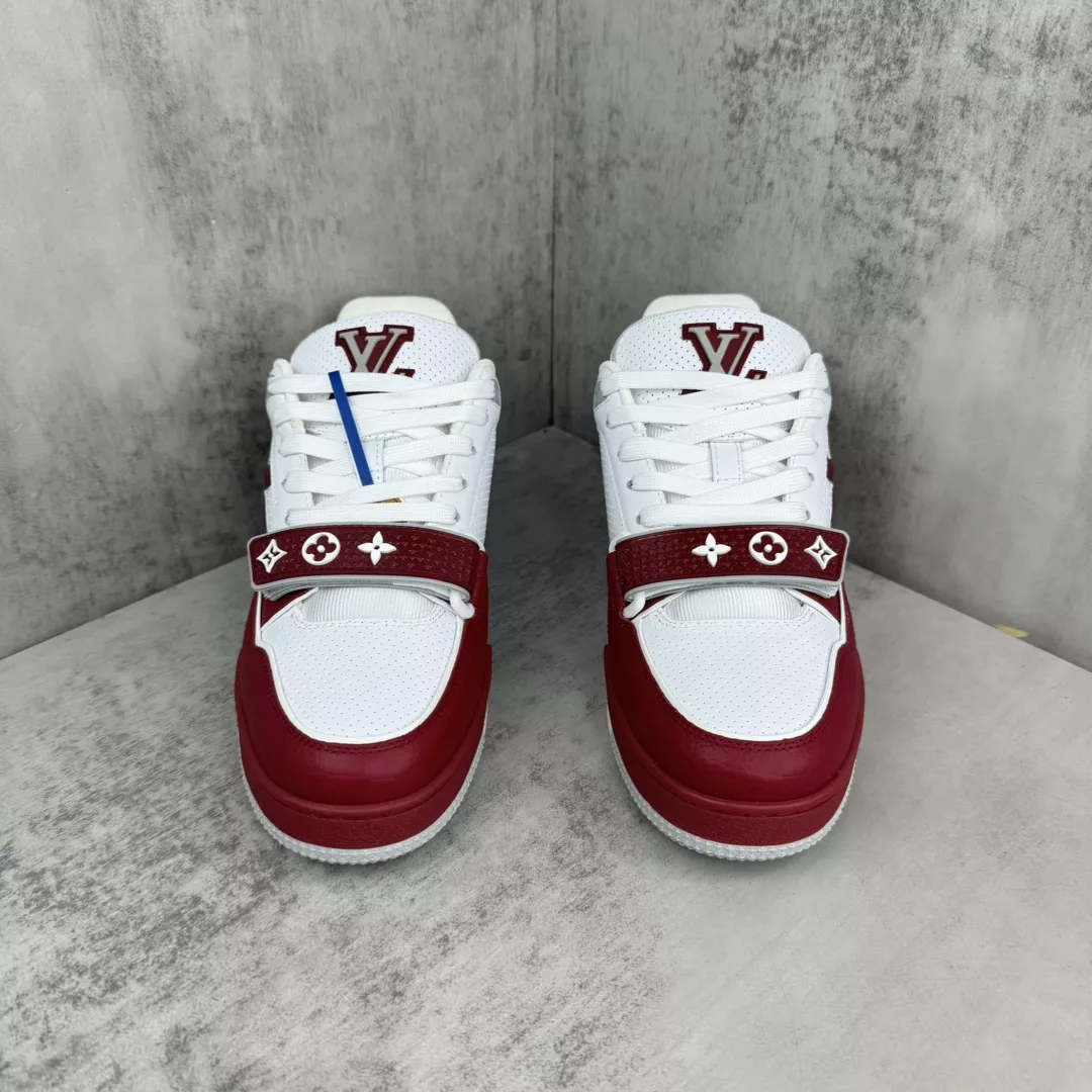 Cozy 213 Louis Vuitton Casual Shoes For Men