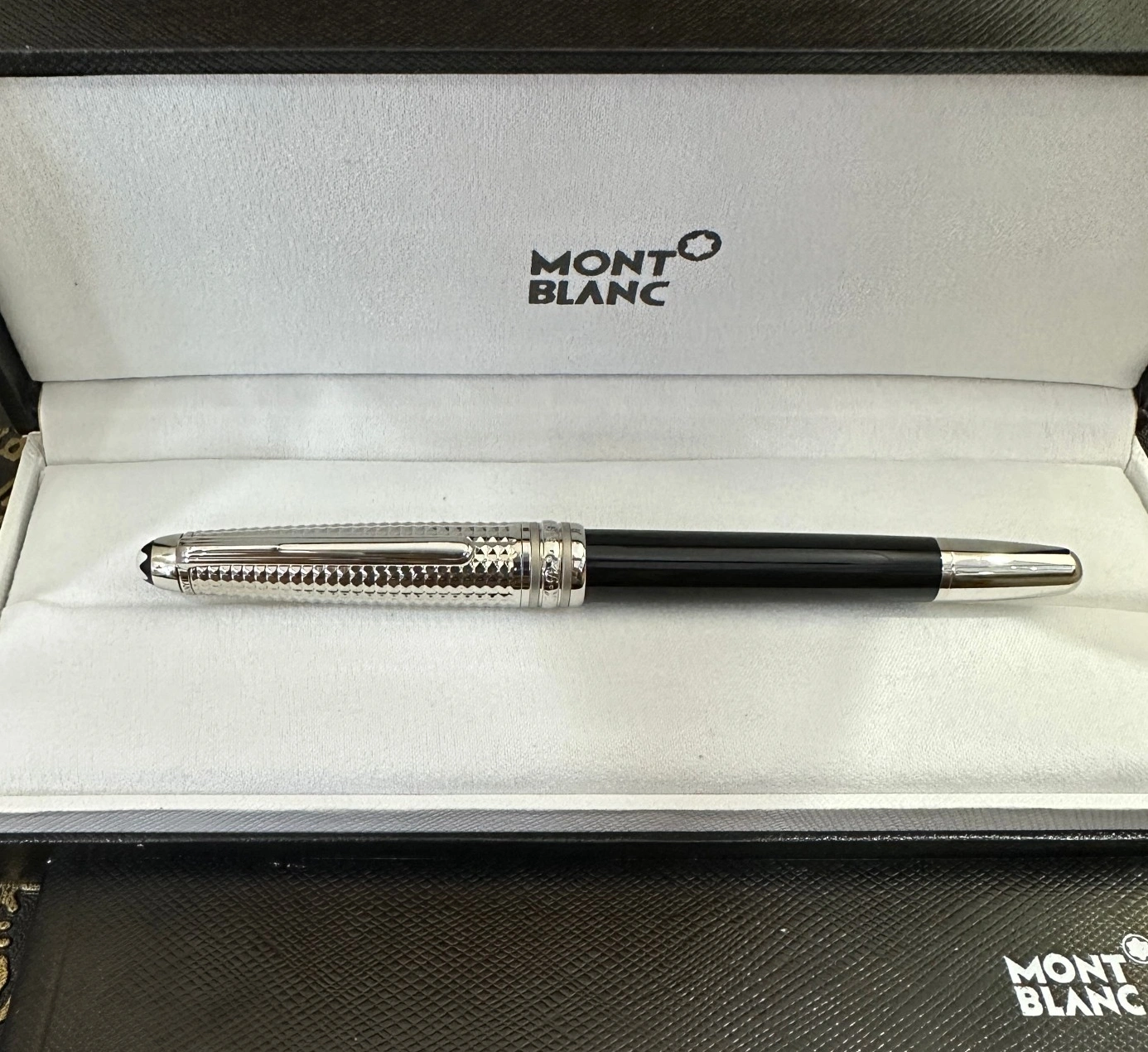 Cozy 2207 Montblanc Pen