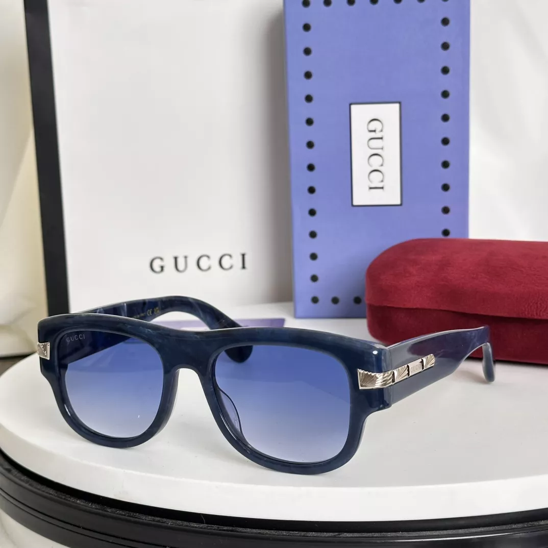 Cozy 2222 Gucci AAA Quality Sunglasses