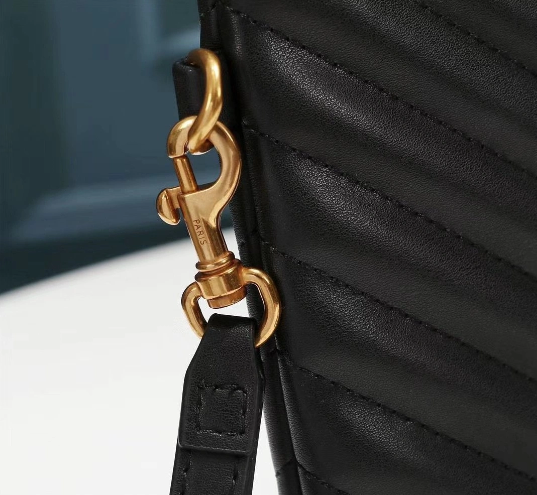 Cozy 2224 Yves Saint Laurent YSL AAA Quality Wallets For Women