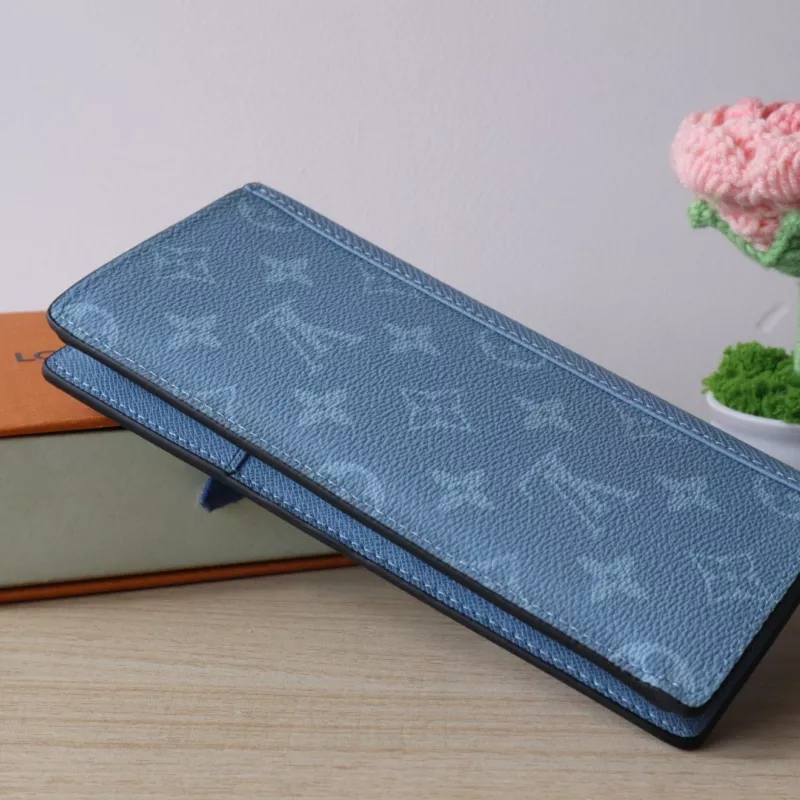 Cozy 2225 Louis Vuitton AAA Quality Wallets