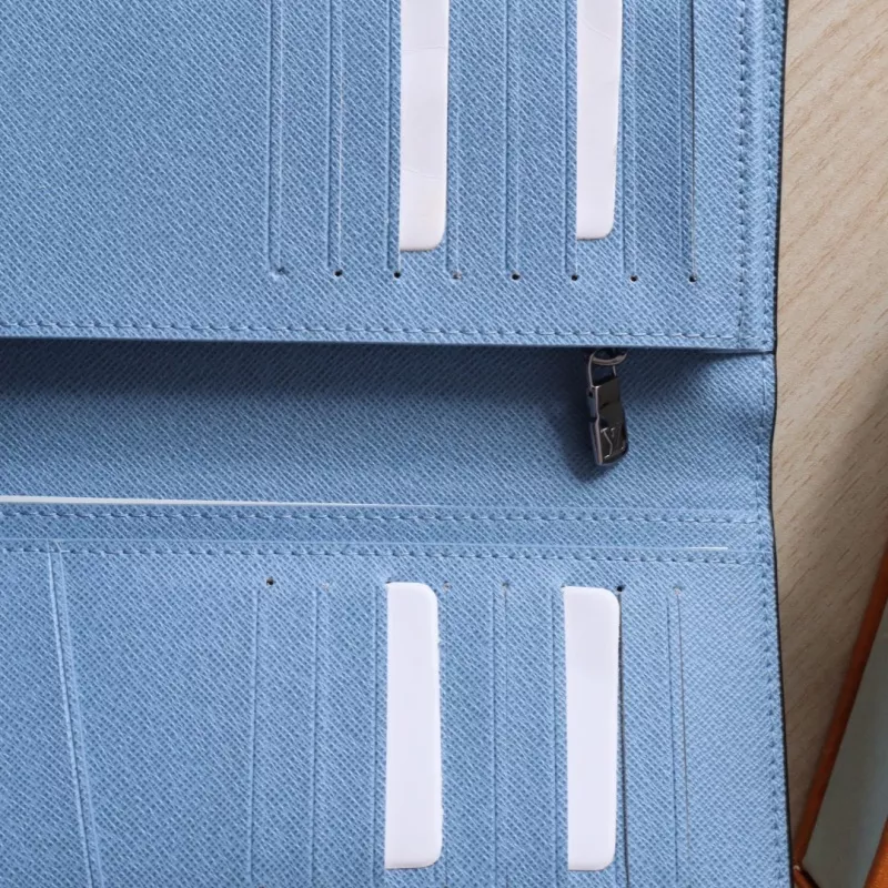 Cozy 2225 Louis Vuitton AAA Quality Wallets