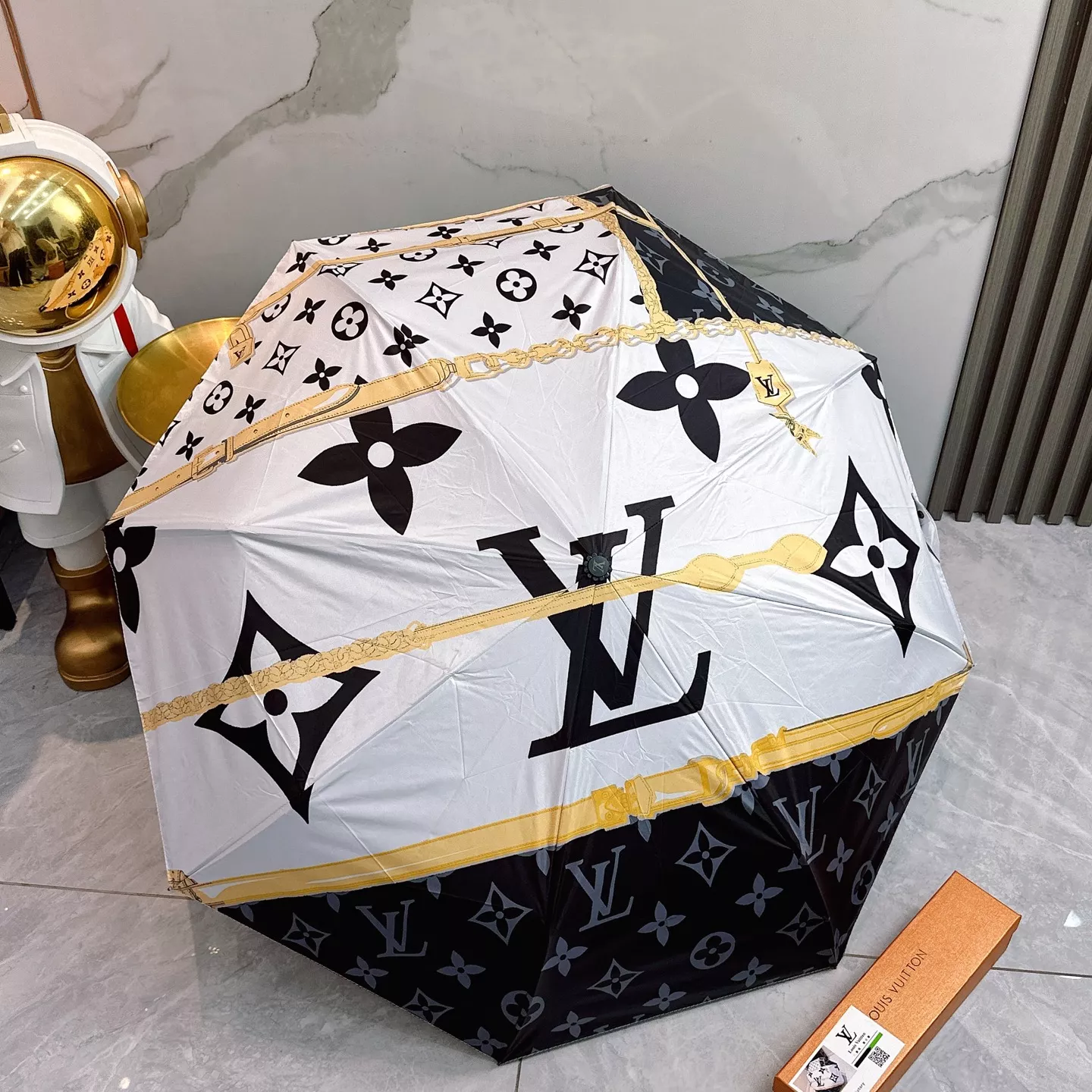 Cozy 2317 Louis Vuitton Umbrellas