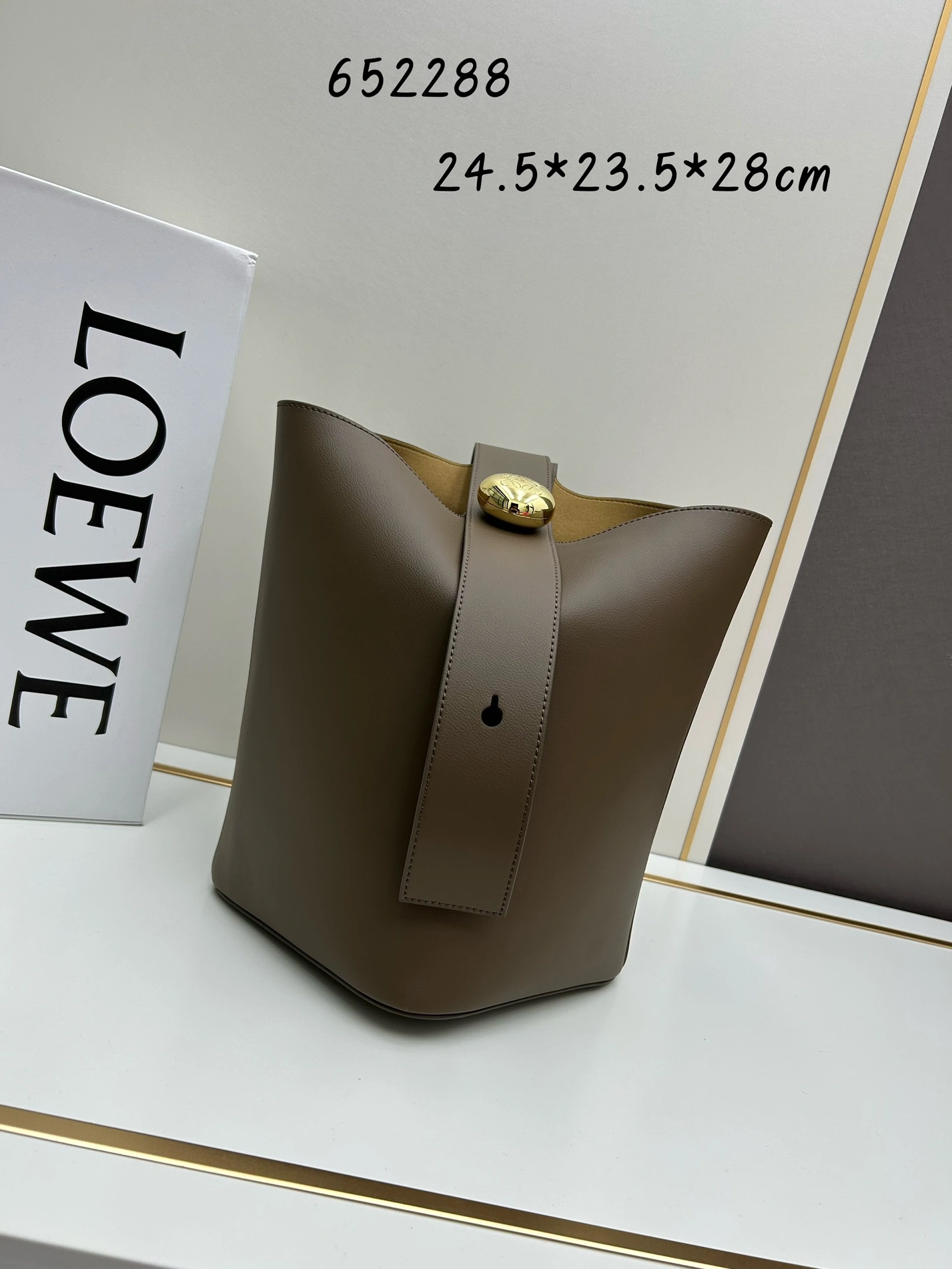 Cozy 2339 LOEWE AAA Quality Messenger Bags For Women