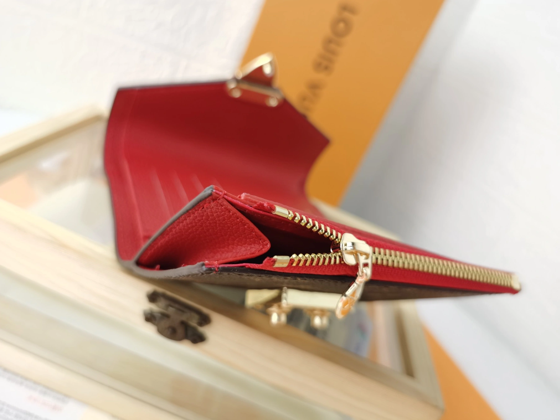 Cozy 2350 Louis Vuitton LV Card Case For Women
