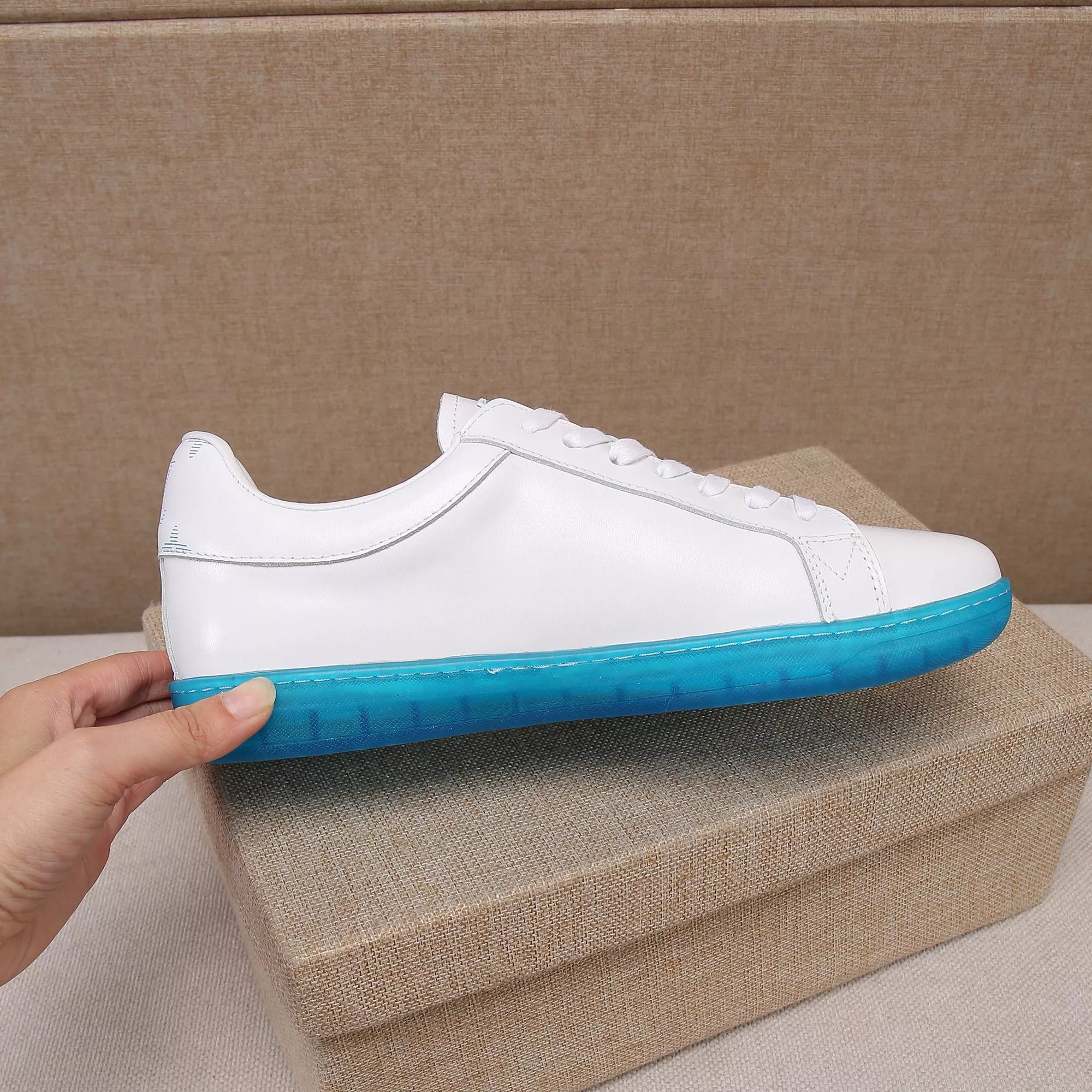 Cozy 2360 Louis Vuitton Casual Shoes For Men