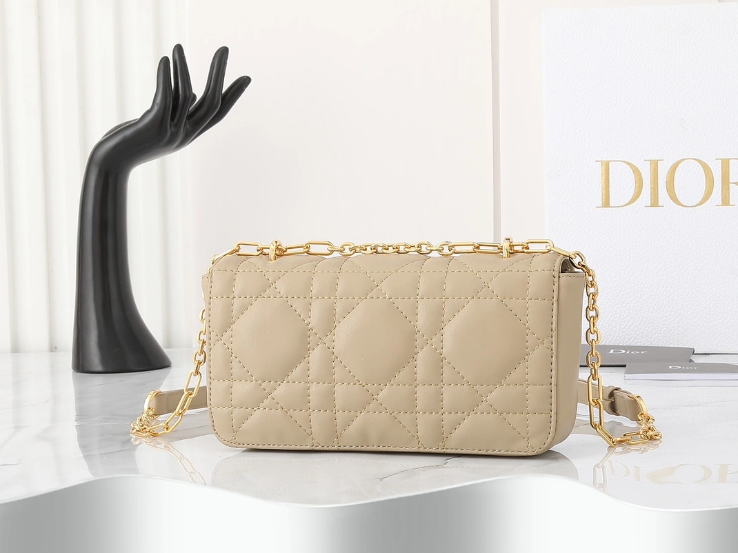 Cozy 2422 Christian Dior AAA Quality Messenger Bags For Women
