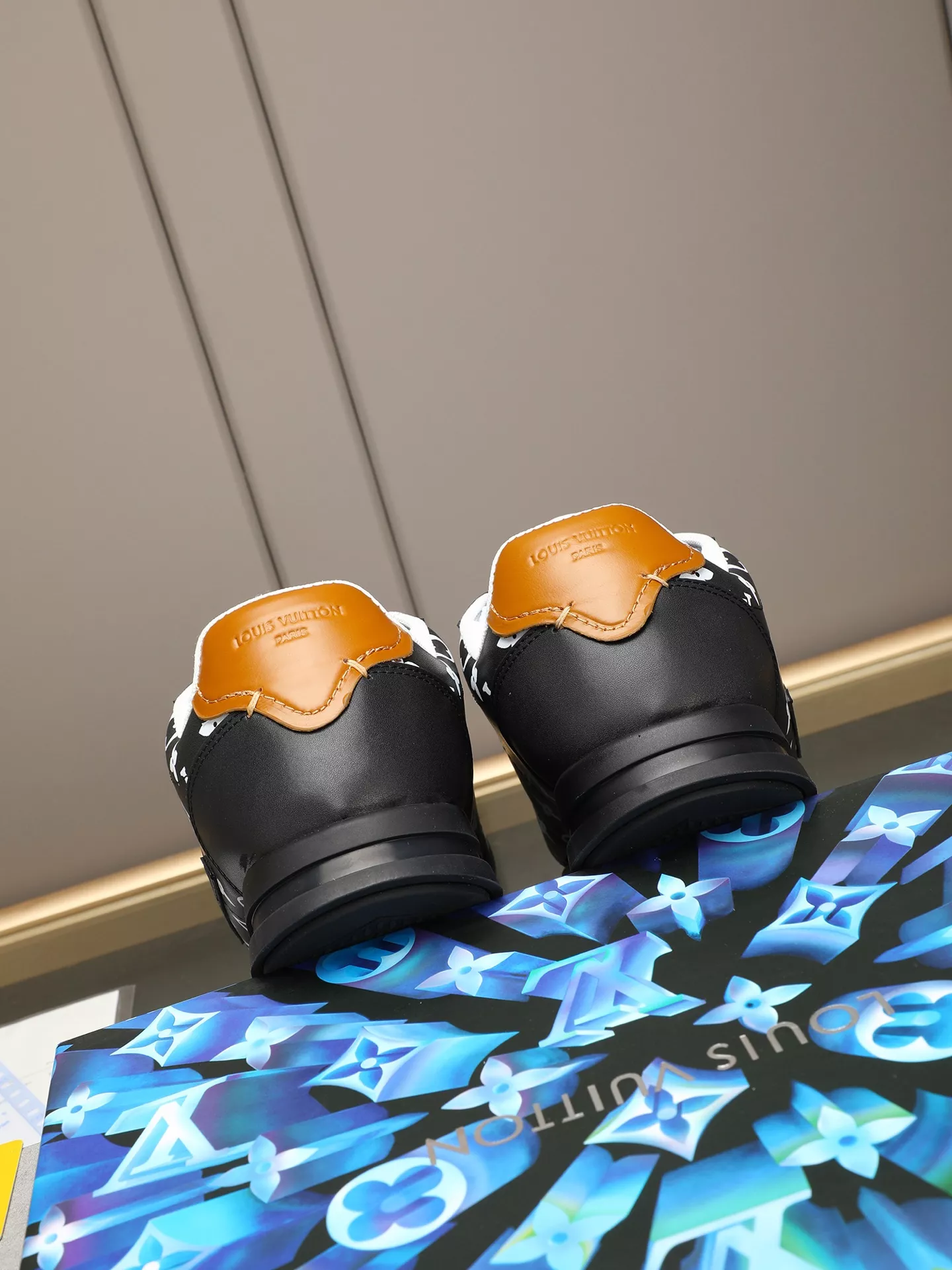 Cozy 2523 Louis Vuitton Casual Shoes For Men