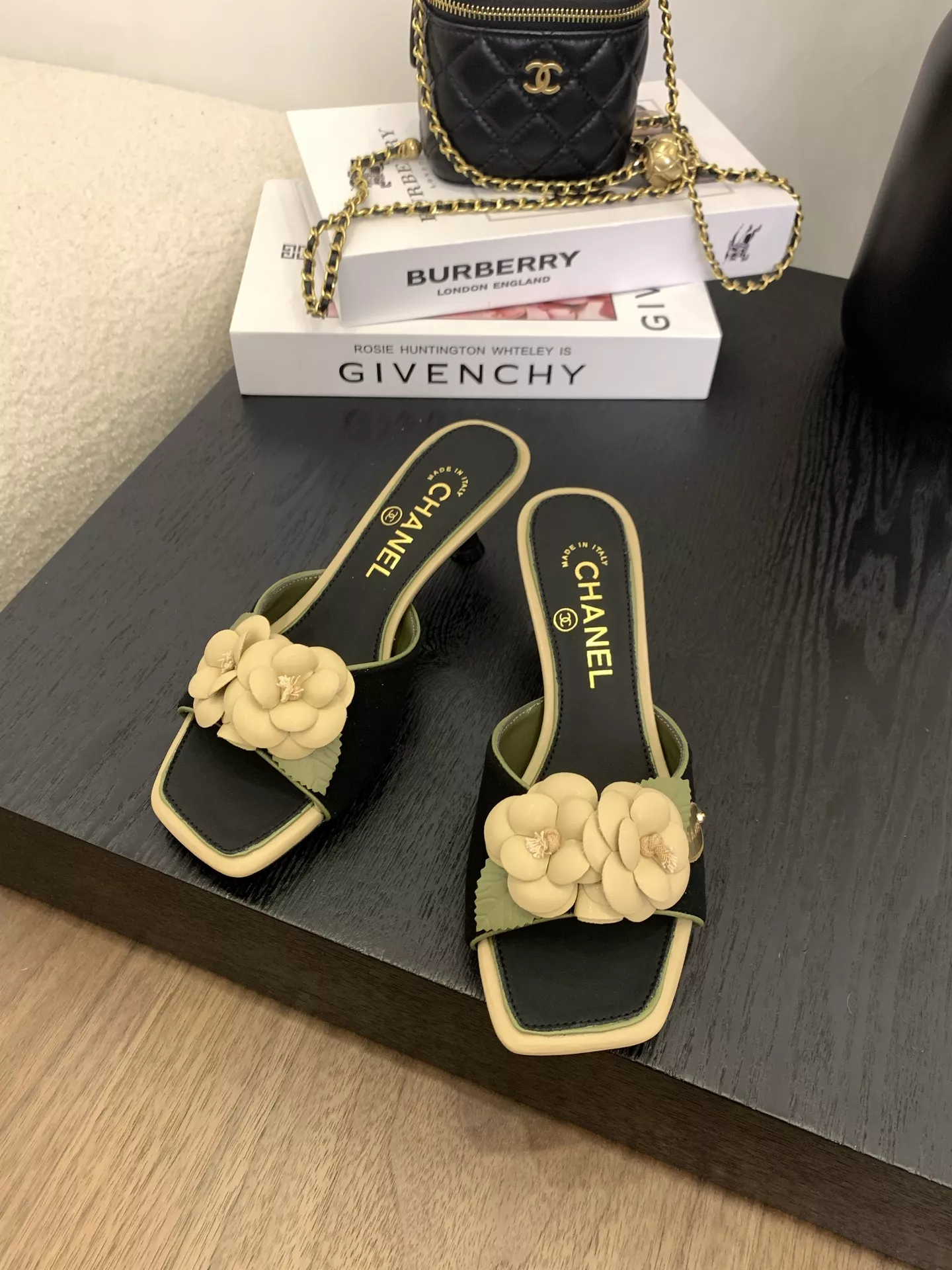 Cozy 2565 Chanel Slippers For Women