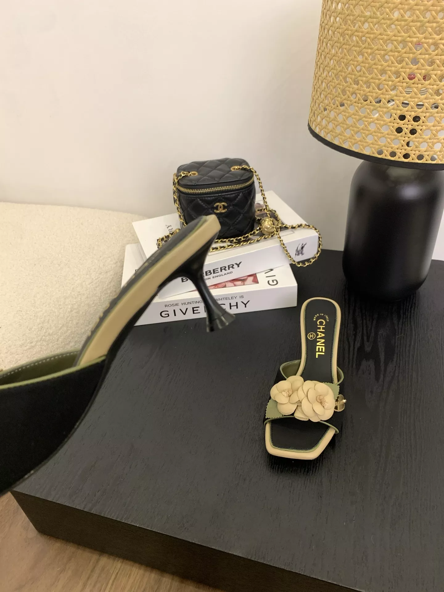 Cozy 2565 Chanel Slippers For Women