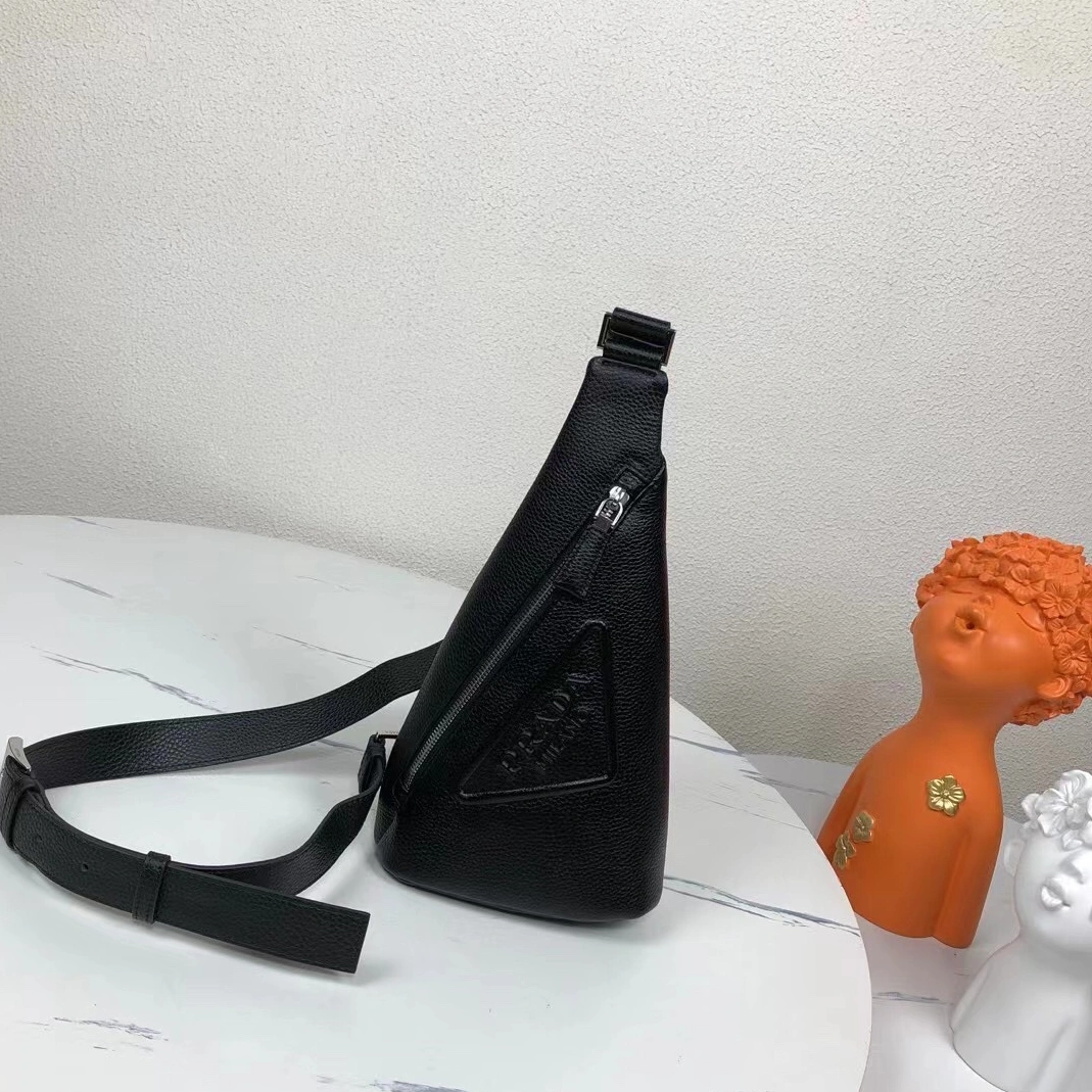 Cozy 2788 Prada AAA Man Messenger Bags