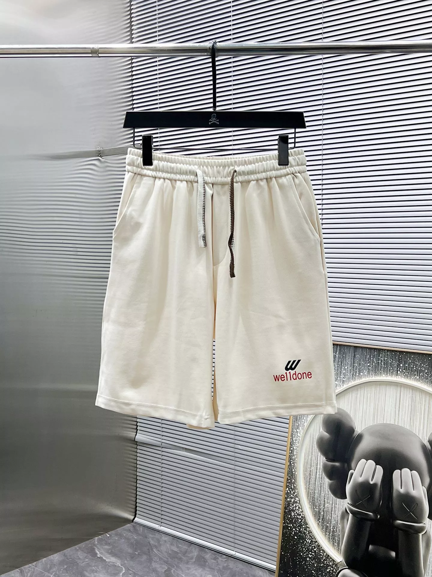 Cozy 2789 Balenciaga Fashion Tracksuits Short Sleeved For Men