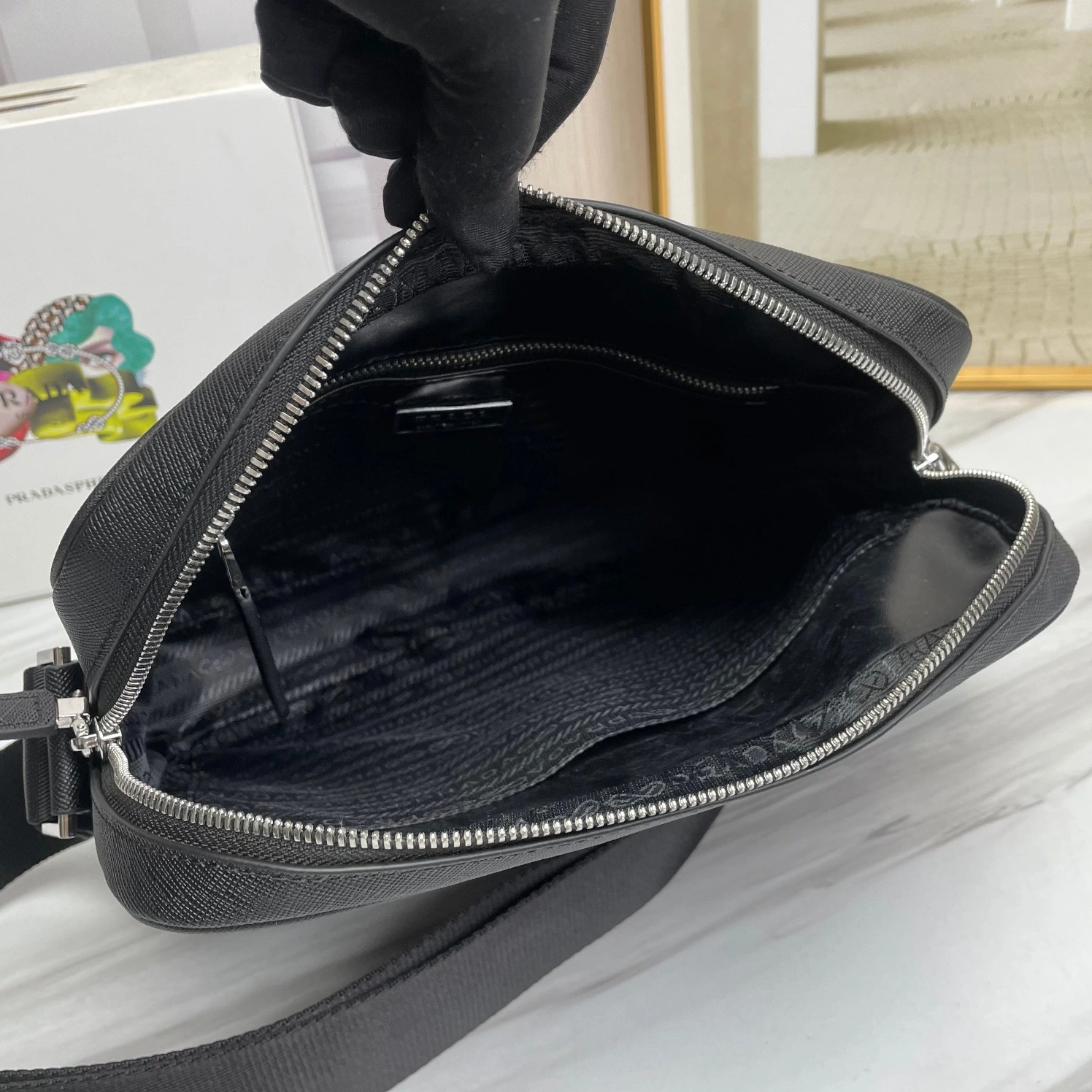 Cozy 2840 Prada AAA Man Messenger Bags