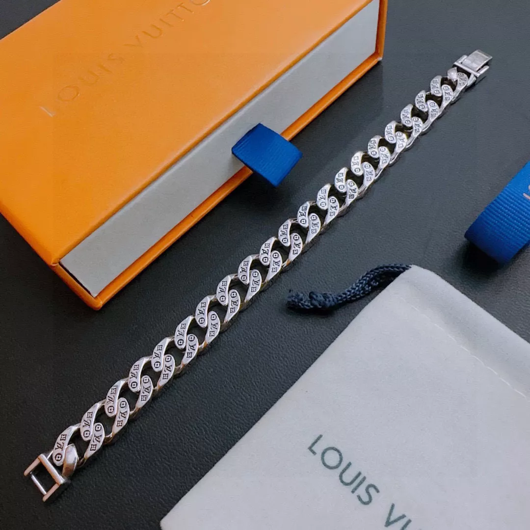 Cozy 3084 Louis Vuitton LV Bracelets