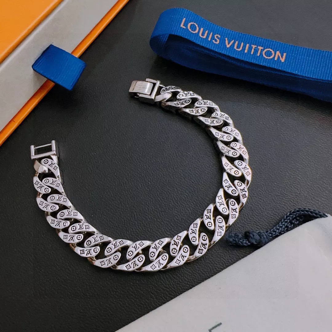 Cozy 3084 Louis Vuitton LV Bracelets
