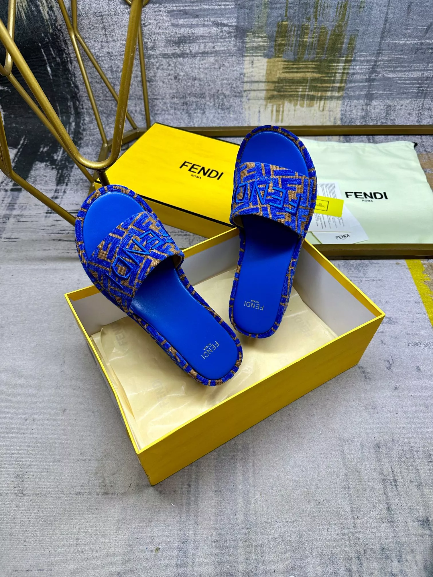 Cozy 3090 Fendi Slippers For Women