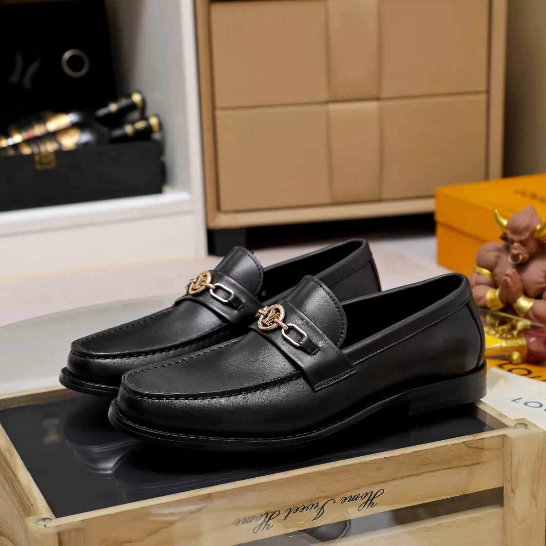 Cozy 3101 Louis Vuitton LV Oxfords Shoes For Men