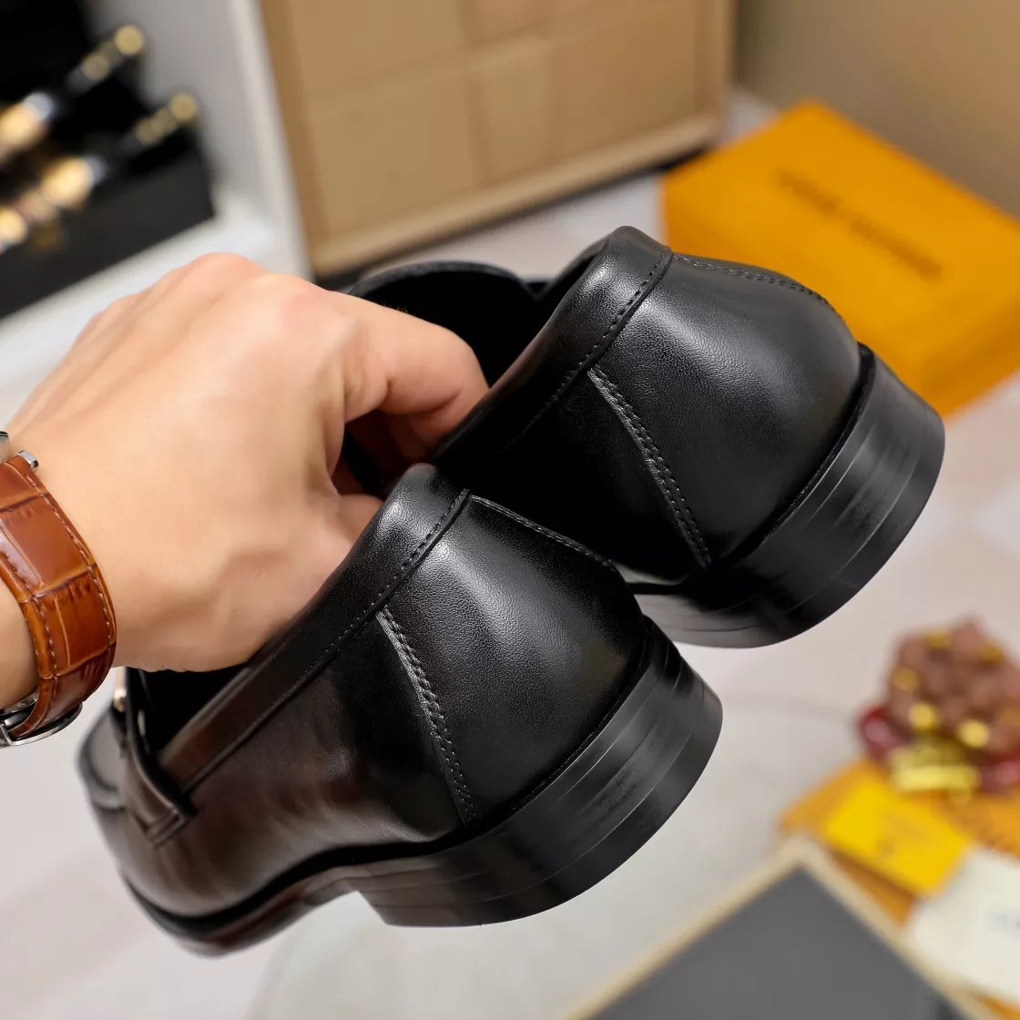 Cozy 3101 Louis Vuitton LV Oxfords Shoes For Men