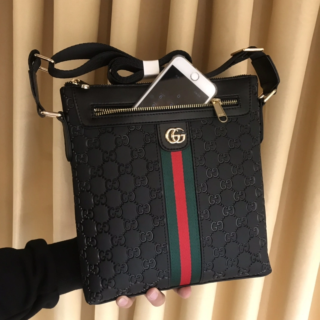 Cozy 3186 Gucci AAA Man Messenger Bags