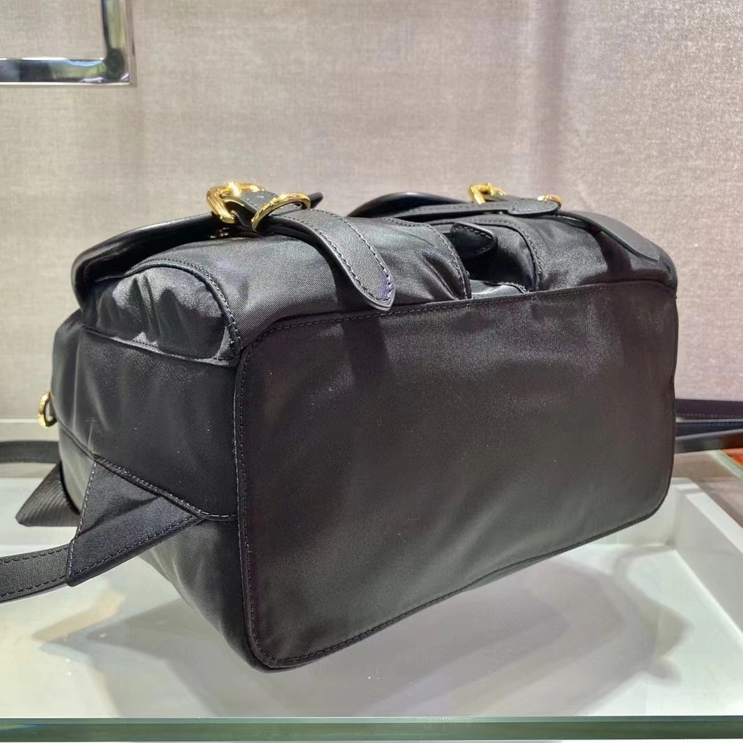 Cozy 3195 Prada AAA Man Backpacks
