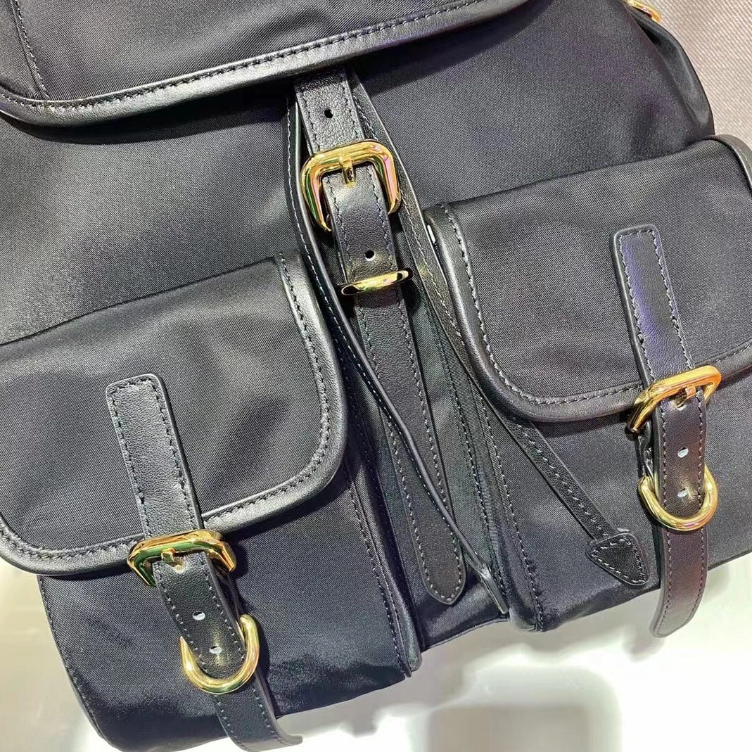 Cozy 3195 Prada AAA Man Backpacks
