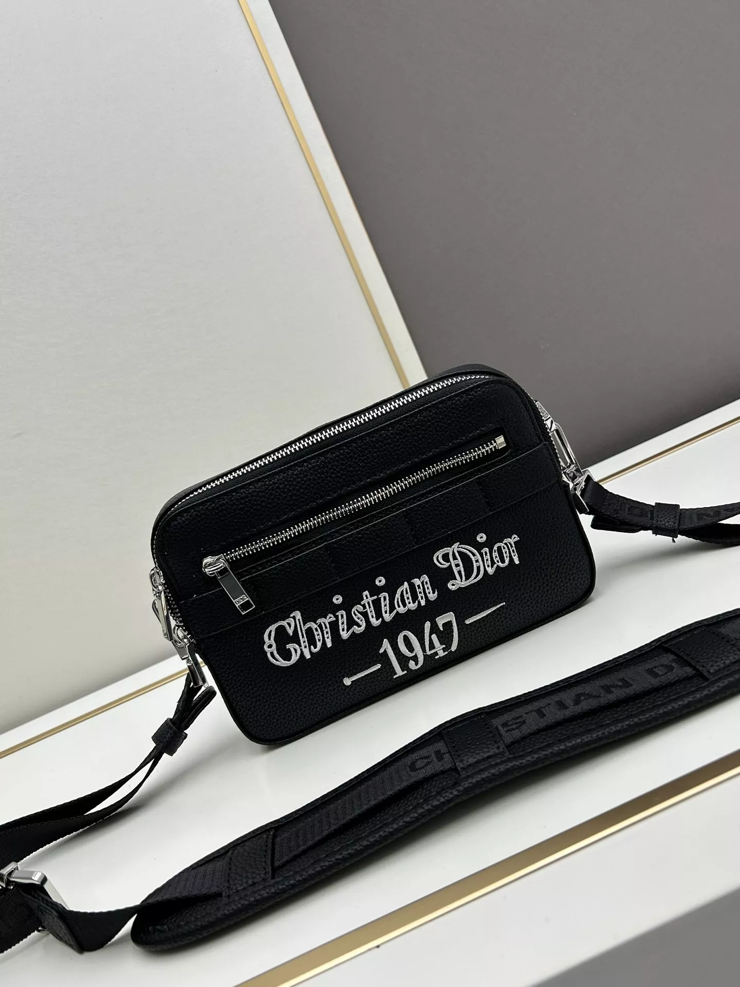 Cozy 3301 Christian Dior AAA Quality Messenger Bags For Unisex
