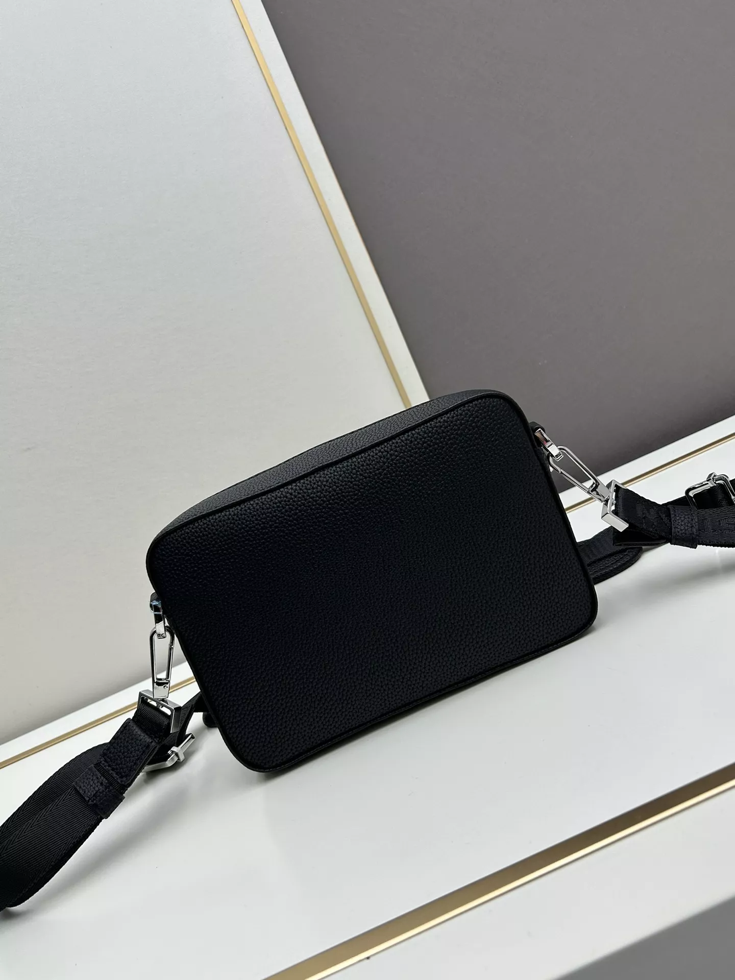 Cozy 3301 Christian Dior AAA Quality Messenger Bags For Unisex