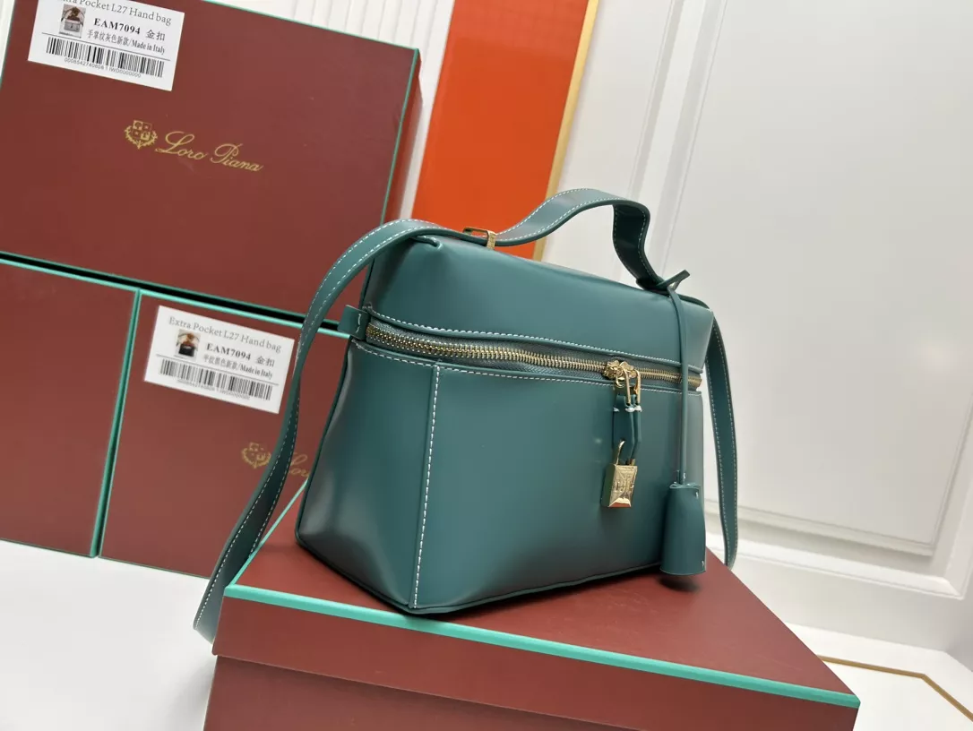 Cozy 3342 Loro Piana AAA Quality Messenger Bags For Women