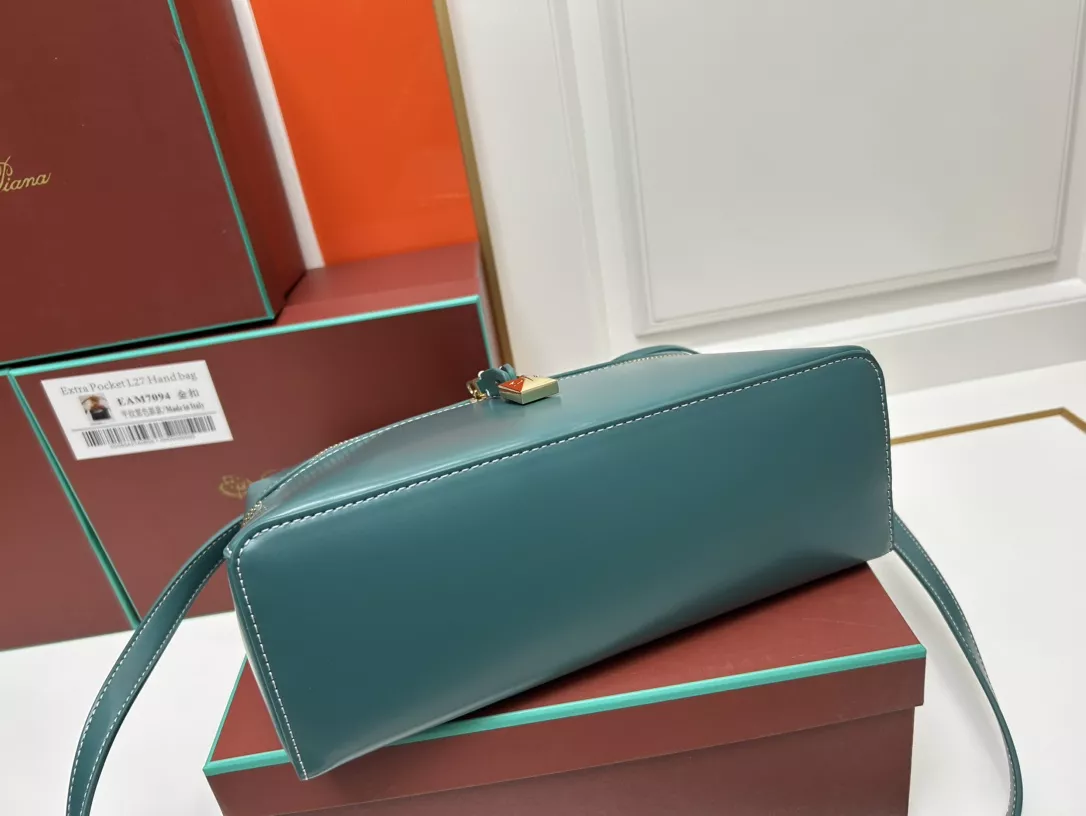 Cozy 3342 Loro Piana AAA Quality Messenger Bags For Women