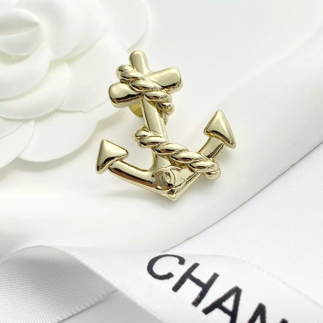 Cozy 3380 Chanel Brooches For Women