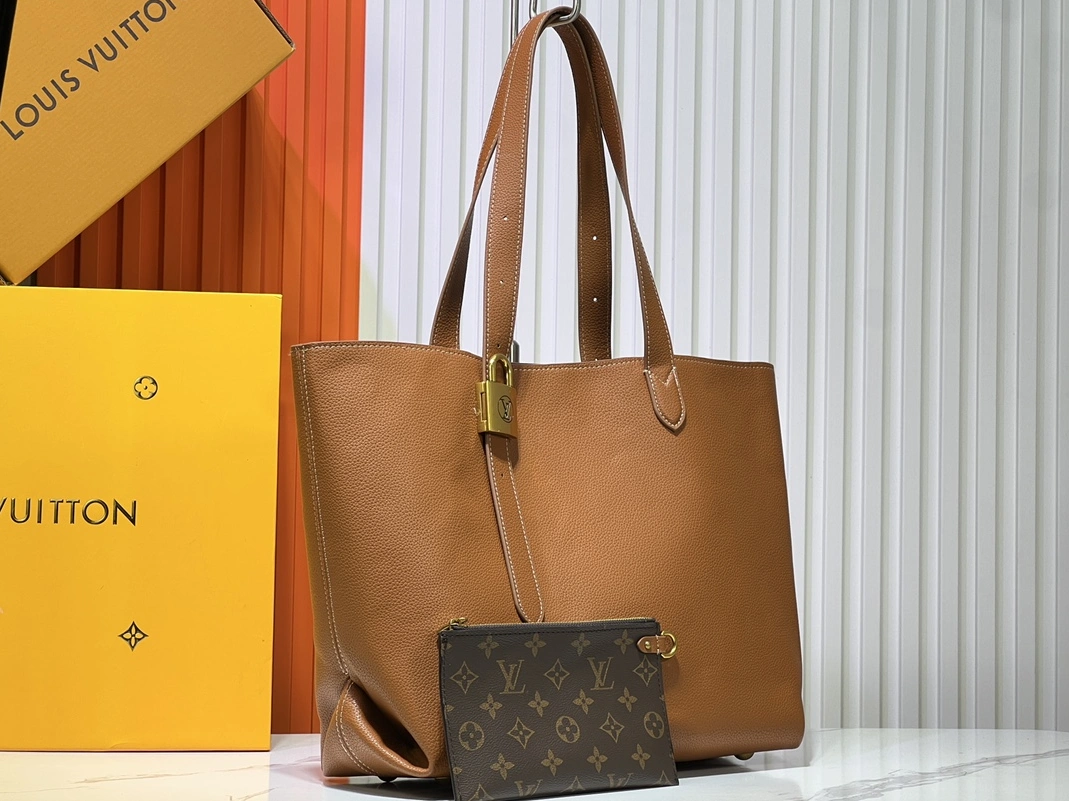 Cozy 3497 Louis Vuitton AAA Quality Shoulder Bags For Women