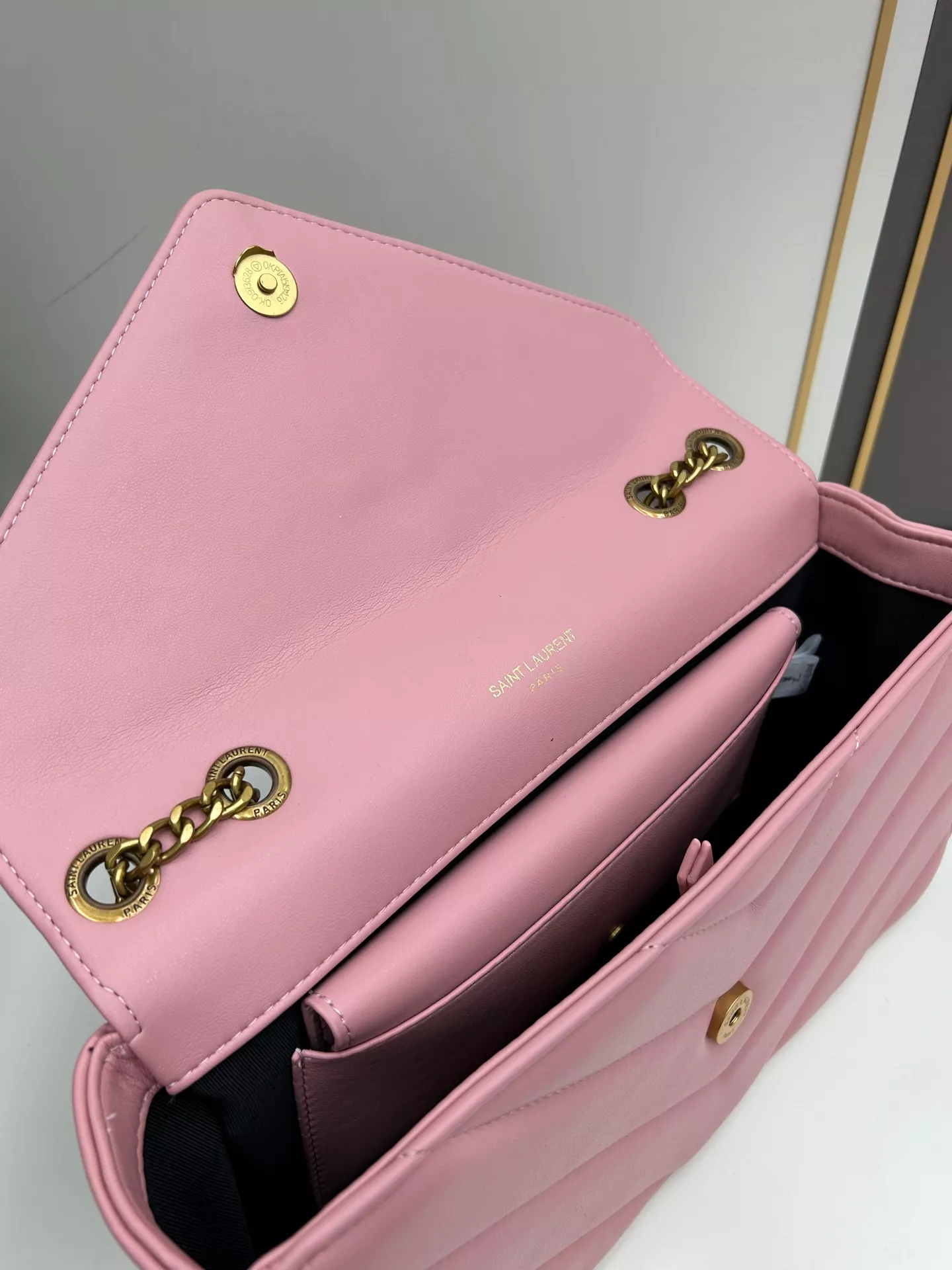 Cozy 359 Yves Saint Laurent YSL AAA Quality Shoulder Bags For Women