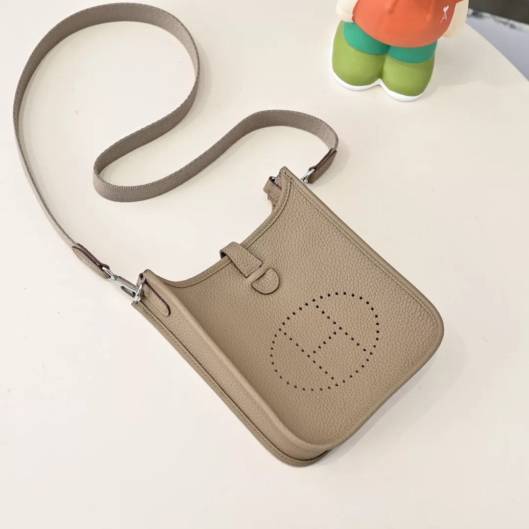 Cozy 3619 Hermes AAA Quality Messenger Bags For Women