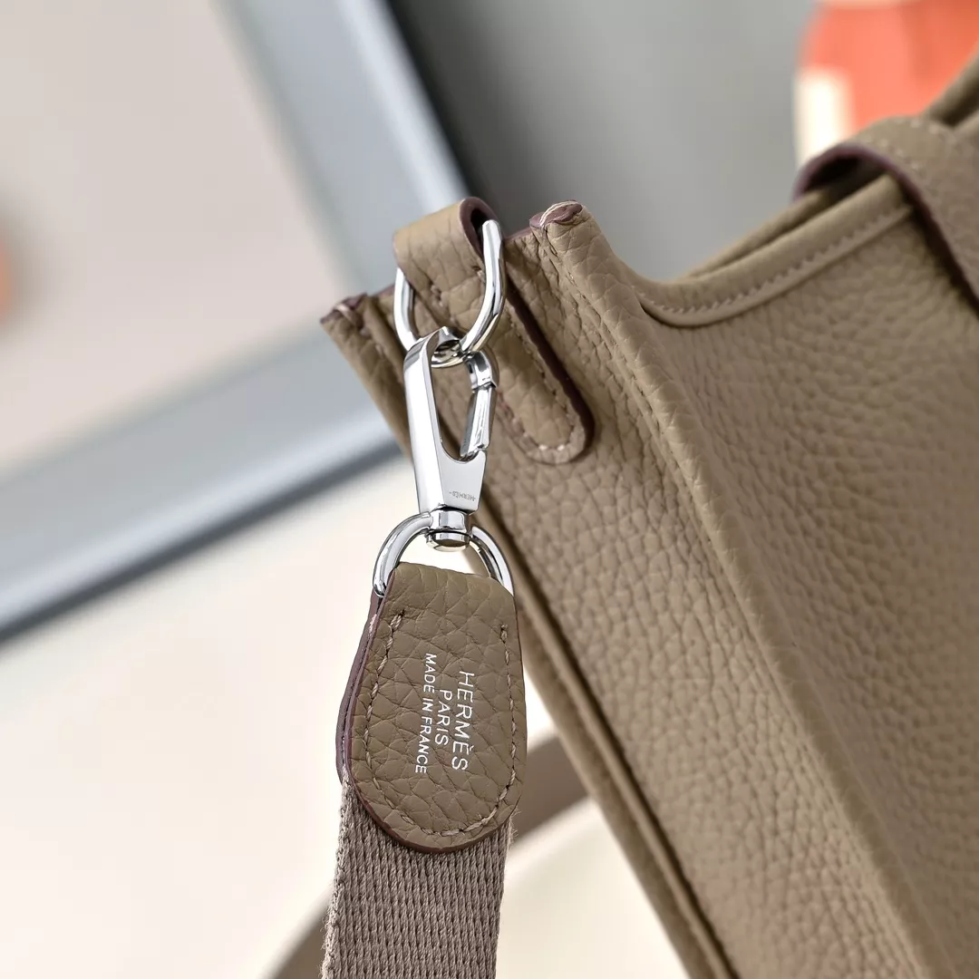 Cozy 3619 Hermes AAA Quality Messenger Bags For Women