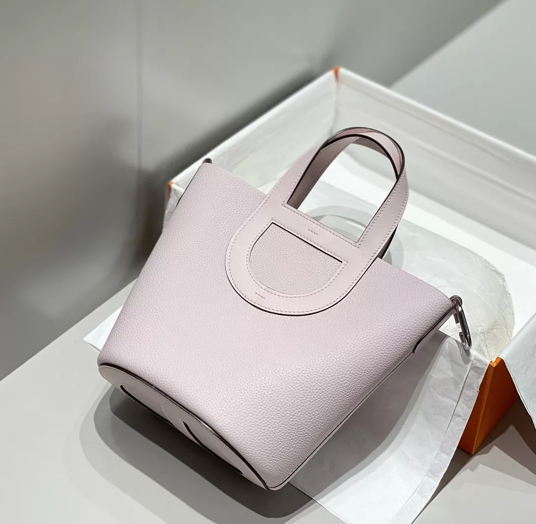 Cozy 3674 Hermes AAA Quality Handbags In Silver For Women