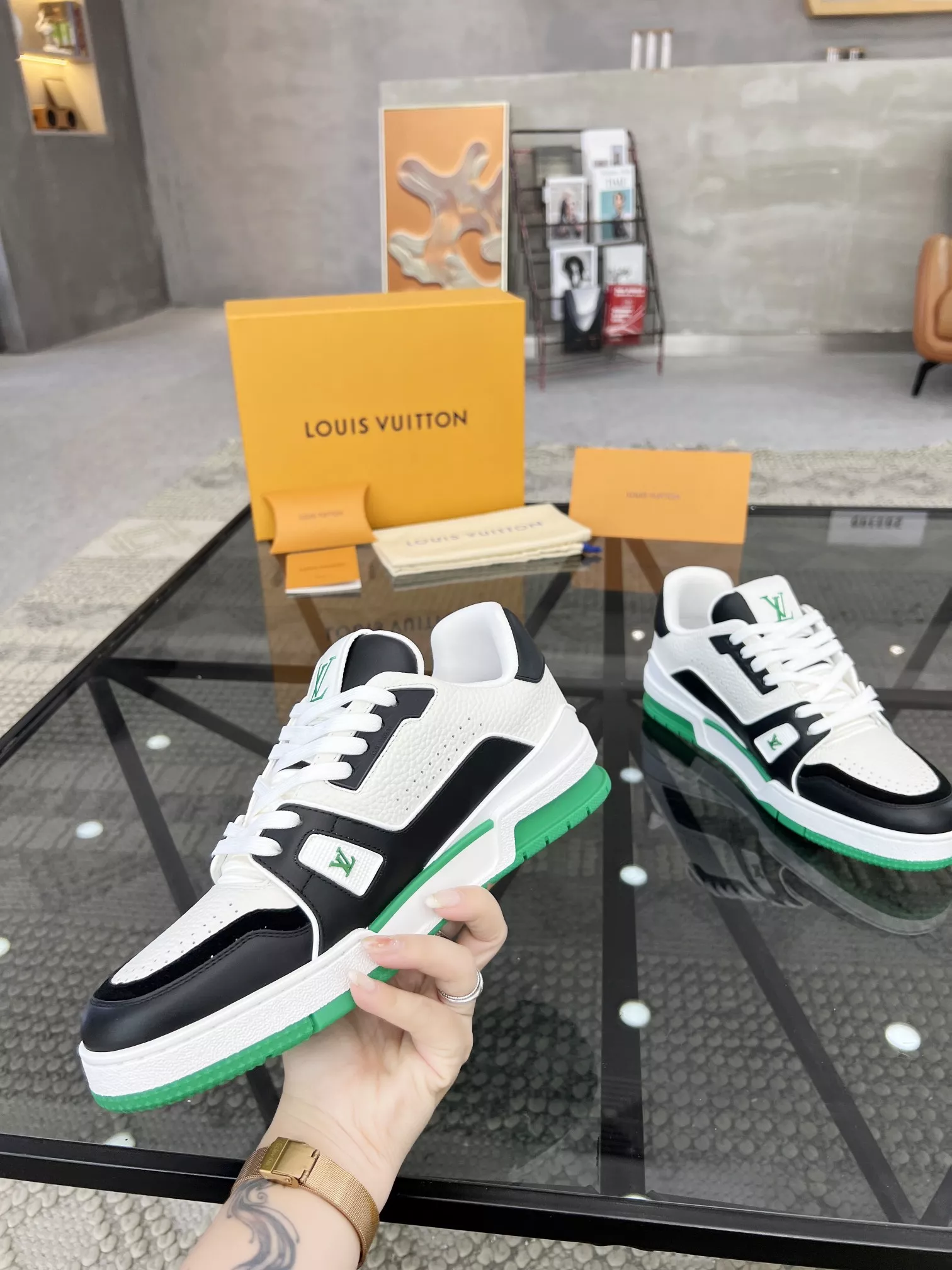 Cozy 3758 Louis Vuitton Casual Shoes For Men