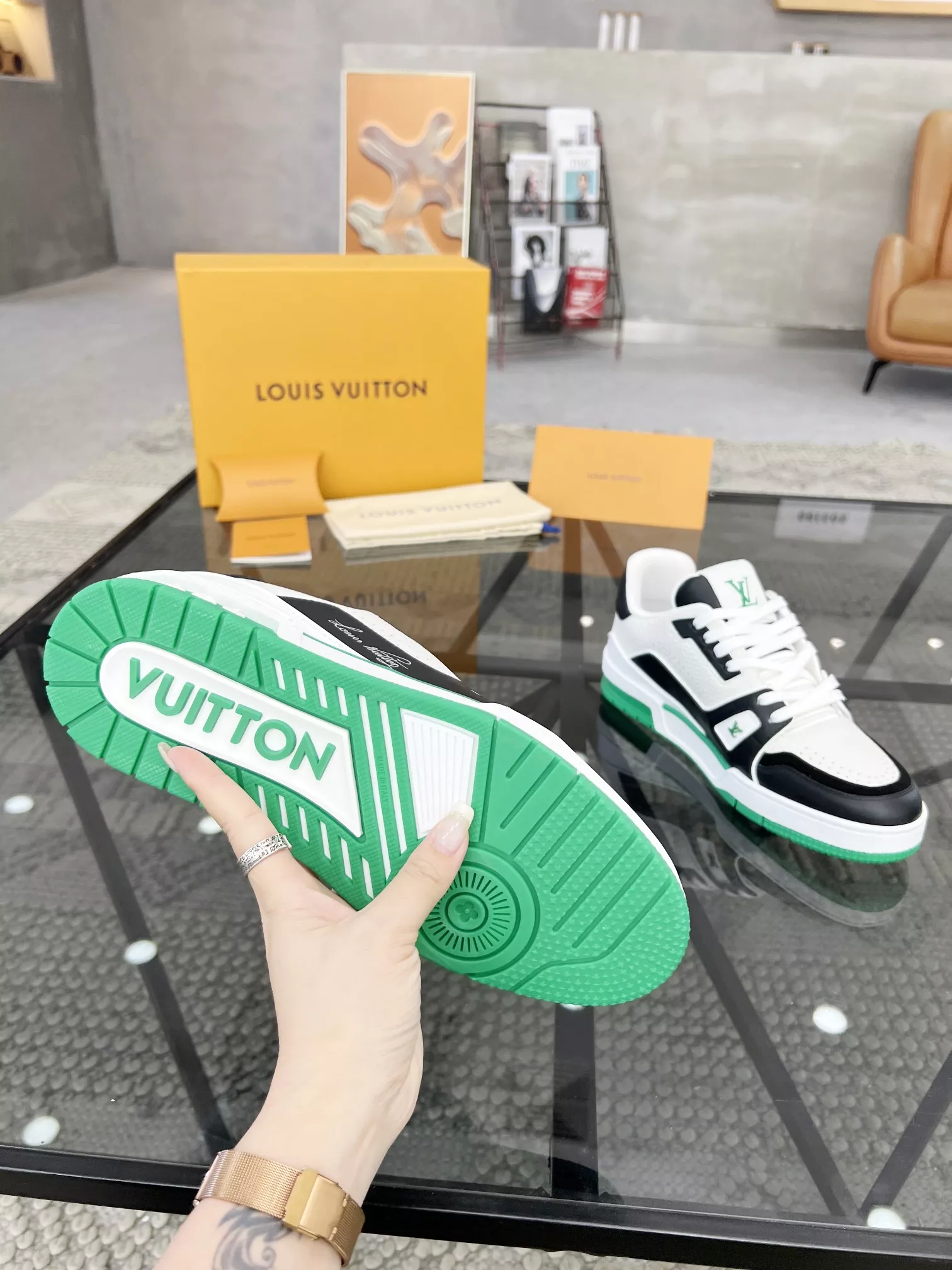Cozy 3758 Louis Vuitton Casual Shoes For Men