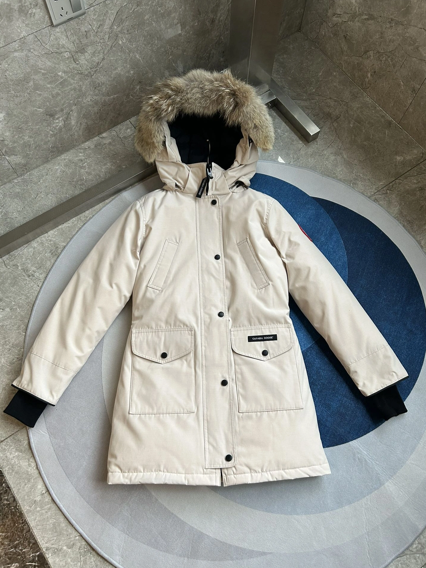 Cozy 377 Canada Goose Down Feather Coat Long Sleeved For Women