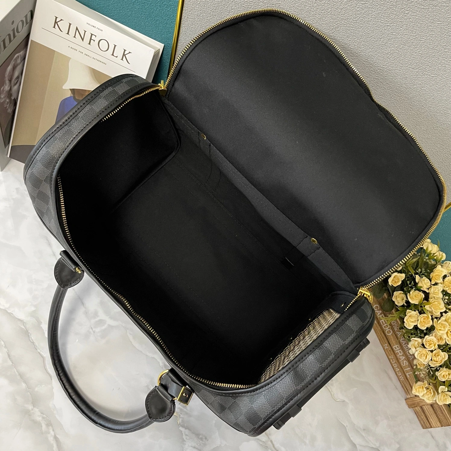 Cozy 3799 Louis Vuitton Travel Bags For Pets