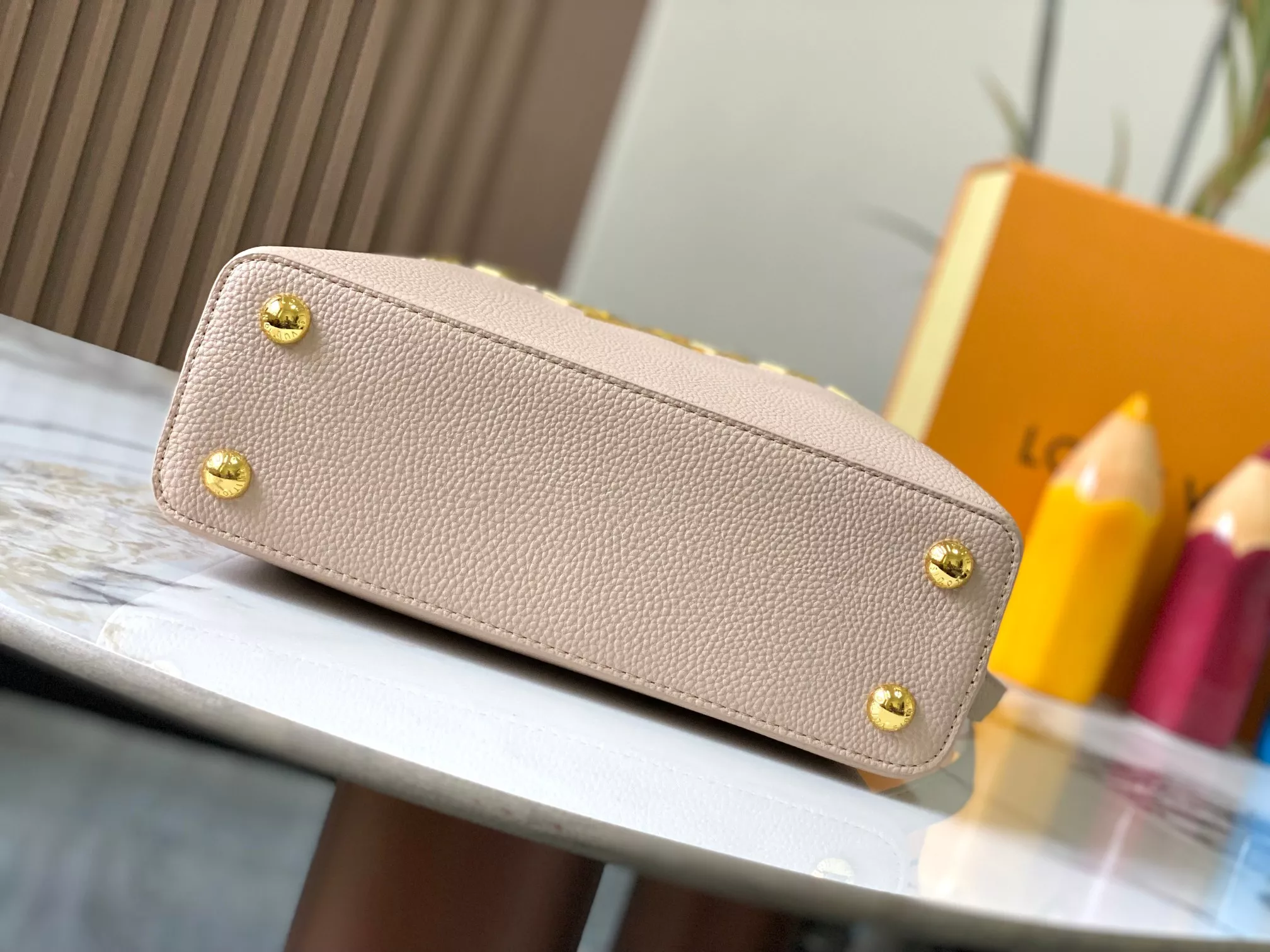 Cozy 3975 Louis Vuitton AAA Quality Messenger Bags For Women