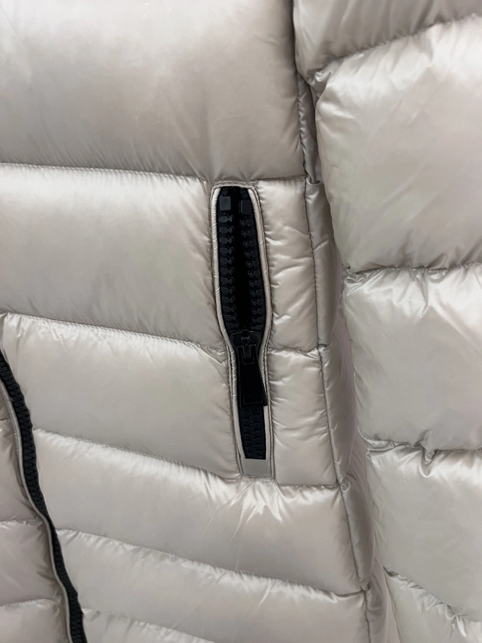 Cozy 4025 Moncler Down Feather Coat Long Sleeved For Women